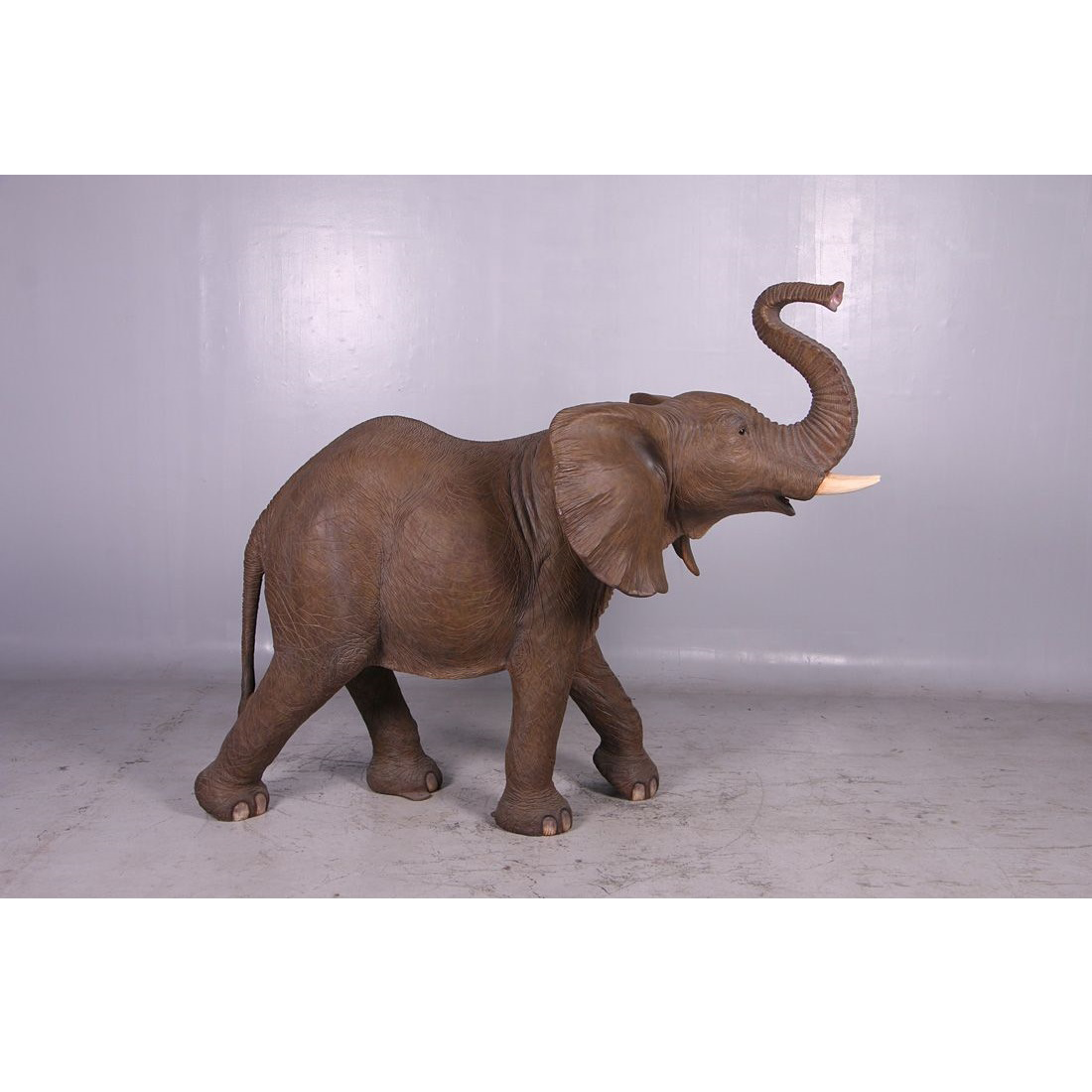 Elephant Statue (200 cm, 1400.-€) - India