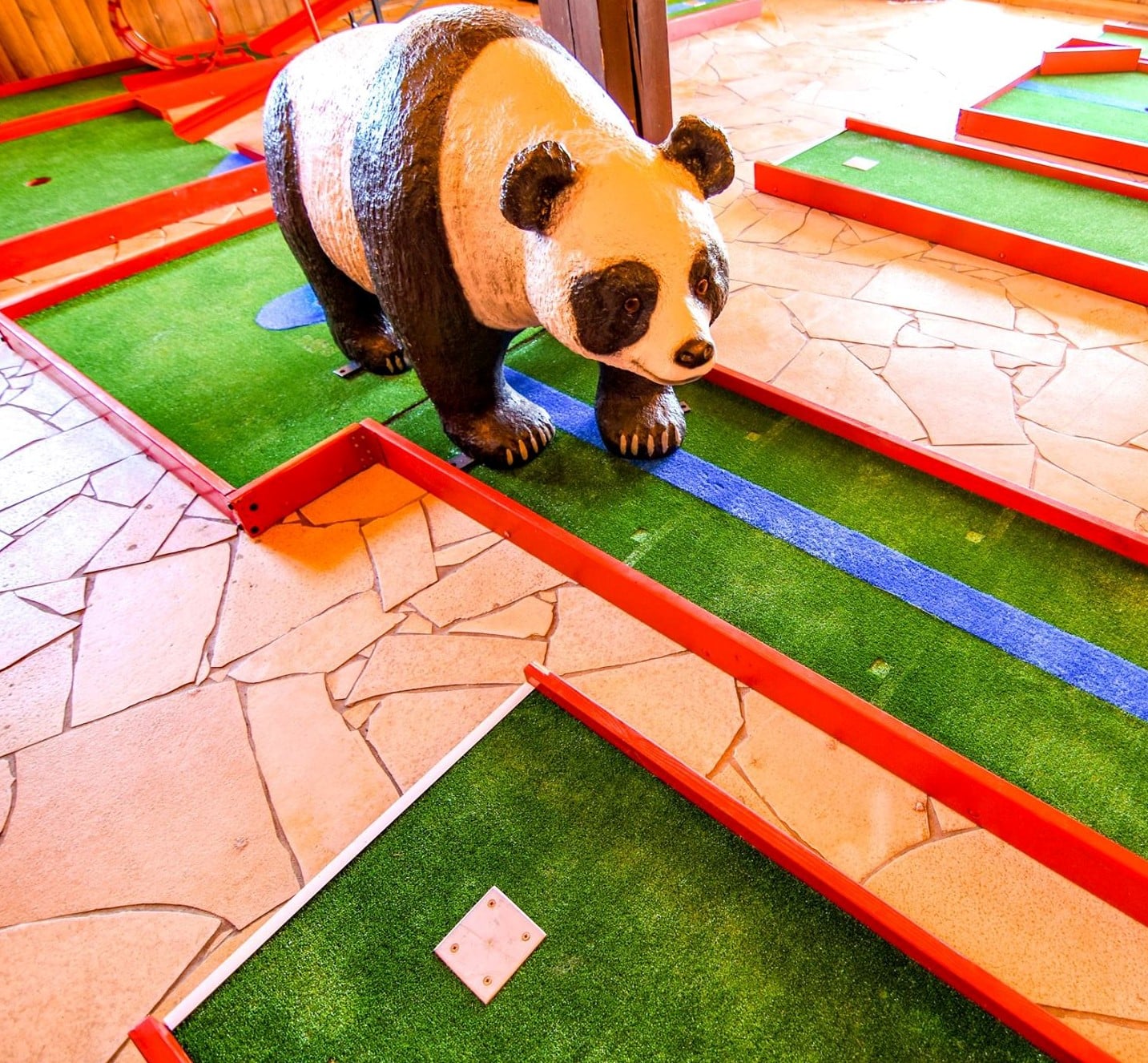 Panda (85 x 140 cm, 420.-€) - China